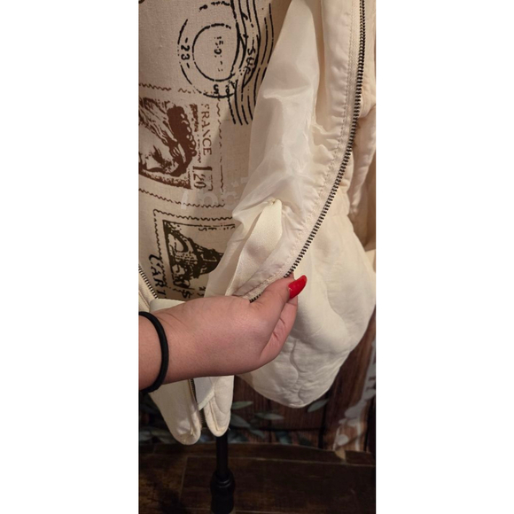 Quilted Jacket - Picture 5 of 5